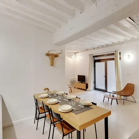 Apartment Magnificent -2br-4p- Le Marais Paris