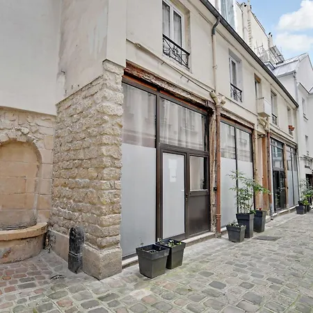 Magnificent -2br-4p- Le Marais 아파트 *