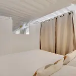 Апартаменты Magnificent -2br-4p- Le Marais
