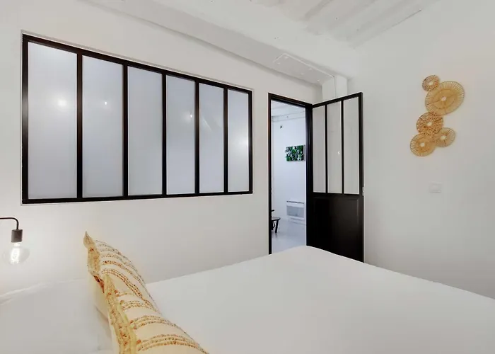 아파트 Magnificent -2br-4p- Le Marais 파리